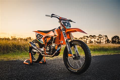 Project Flat Track: “Unobtainium” KTM 500 SX-F Tracker – BikeBound