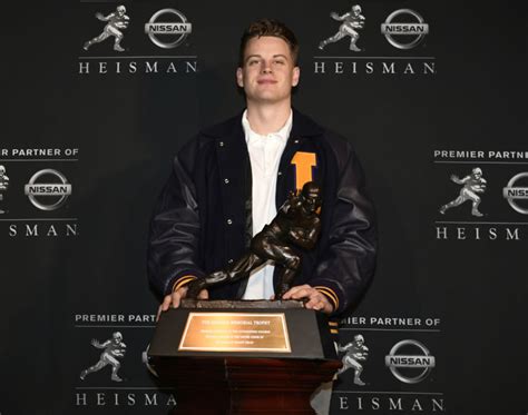 Joe Burrow of LSU wins the 2019 Heisman Trophy | Heisman