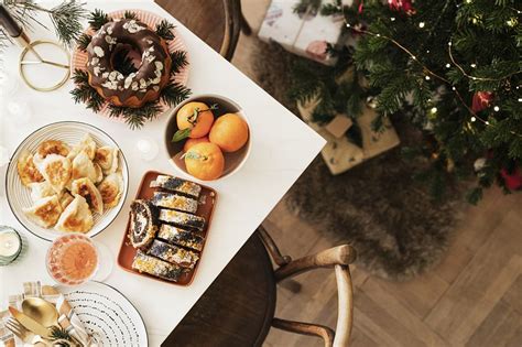 Christmas Cake Images | Free Photos, PNG Stickers, Wallpapers & Backgrounds - rawpixel