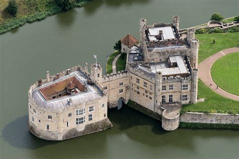 Leeds Castle, Kent, England, UK 5 - GoVisity.com