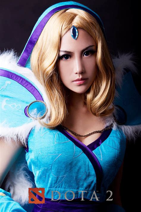 Crystal Cosplay – Telegraph