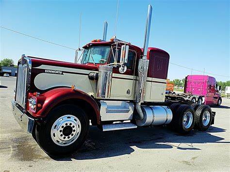 Kenworth W900 | Kenworth trucks, Trucks, Big rig trucks