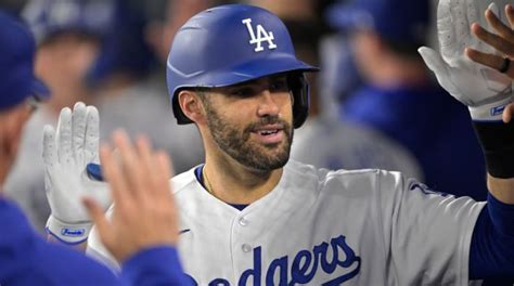 How J.D. Martinez rediscovered his power stroke with the Dodgers ...