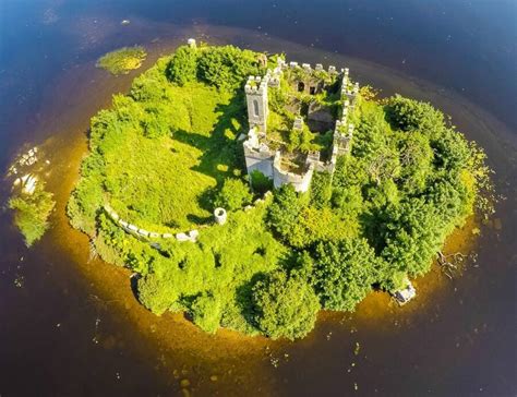 27 Stunning Photos Of McDermott's Castle In Ireland