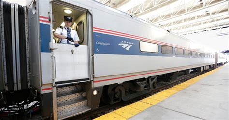 Amtrak adds late-night Milwaukee-Chicago trains for Cubs series