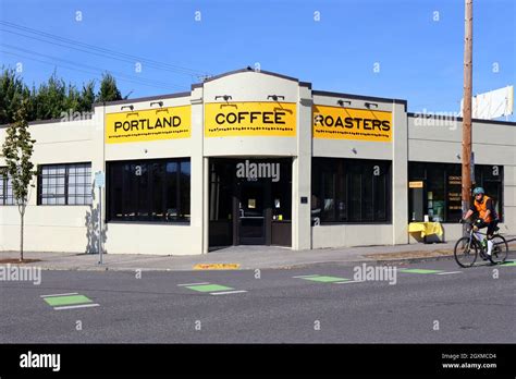 Portland coffee roasters hi-res stock photography and images - Alamy