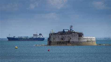 Sea, Ship and Sea Fort | As seen in The Solent off the Isle … | Flickr