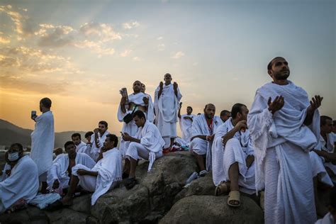 Besok Jemaah Haji Wukuf di Padang Arafah, Apa Saja Kegiatannya? - Samar.ID