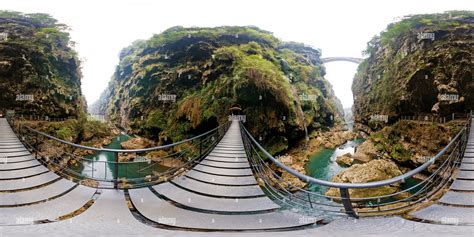 360° view of Maling River Gorge3 - Alamy