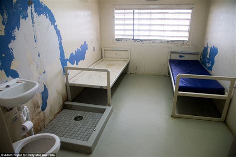 Inside Australia's largest prison as it racks up 20 years | Daily Mail Online