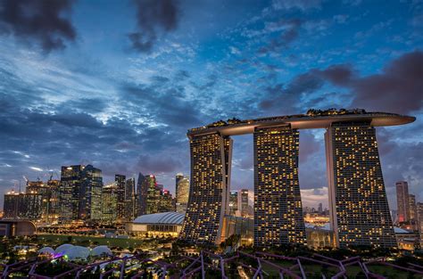 I stayed at Marina Bay Sands just to swim in their Infinity Pool, am I crazy?