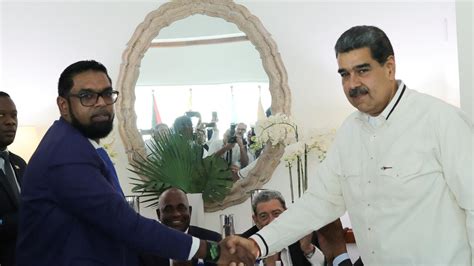 Venezuela and Guyana agree "not to use force" in meeting in Essequibo ...