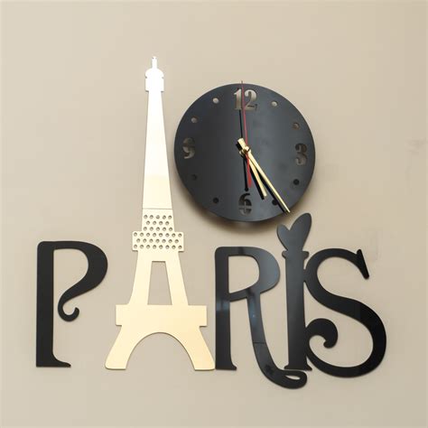 Paris Clock – OUT PEERS