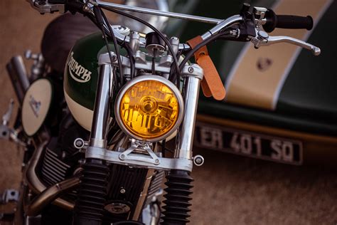 Triumph Bonneville Scrambler - The Classic Legend By FCR Original