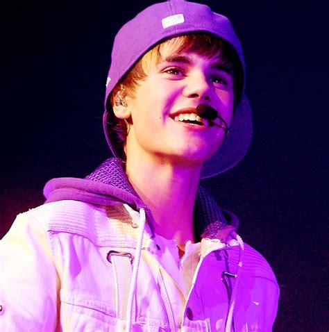 justin bieber, my world tour - image #498210 on Favim.com