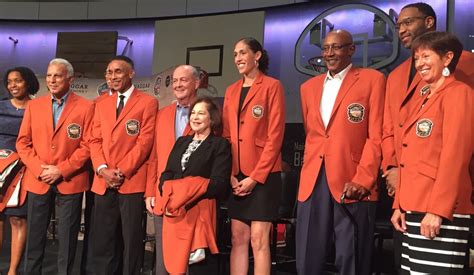 Thelma Krause accepts Hall of Fame jacket on behalf of her late husband ...