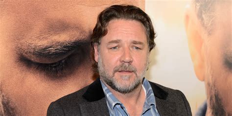 Russell Crowe Reacts To Death Of John Nash, 'A Beautiful Mind ...