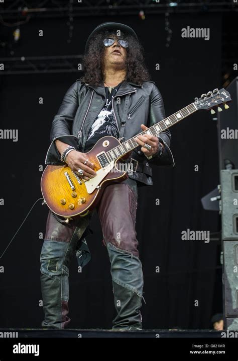 Slash live hi-res stock photography and images - Alamy