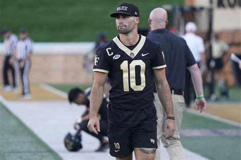 Wake Forest QB Sam Hartman medically cleared to return - syracuse.com