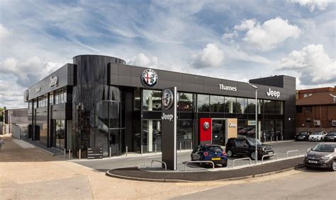 Thames Motor Group Jeep Slough | Car dealership in Slough | AutoTrader