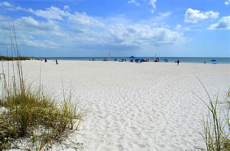 Top 60 St Petersburg Florida Beach Stock Photos, Pictures, and Images ...