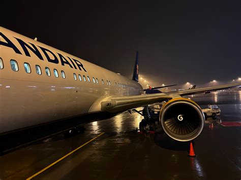 What Is It Like to Fly Icelandair Saga Premium? - Business Traveler USA