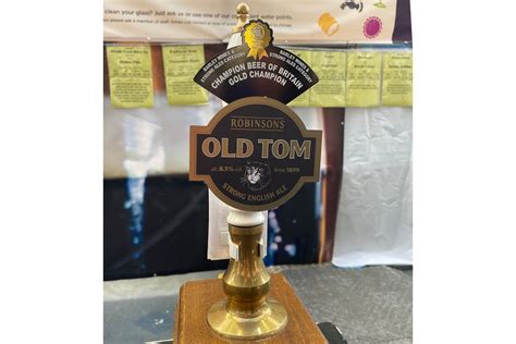 Robinsons picks up CAMRA gold award for Old Tom - Beer Today