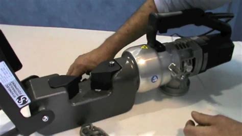 TC26 Electric Chain Cutter By Stainelec Hydraulic Equipment - YouTube