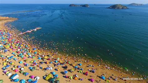 Fujiazhuang beach of Dalian attracts tourists with beautiful scenery - Xinhua | English.news.cn