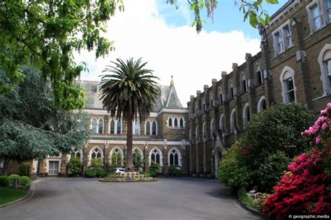 Loreto College Entrance - Geographic Media