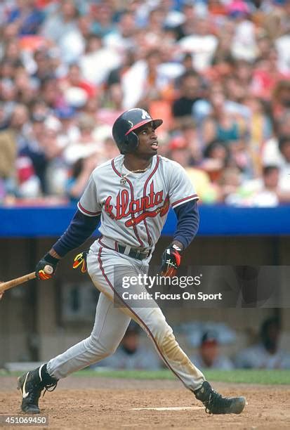 Deion Sanders Braves Photos and Premium High Res Pictures - Getty Images