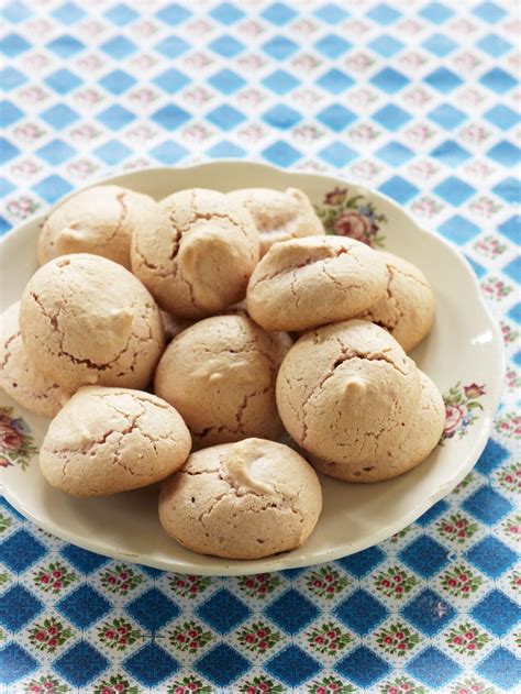 Amaretti Biscuits recipe | Eat Smarter USA