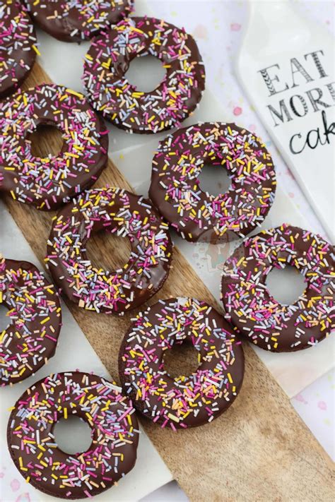 Baked Chocolate Doughnuts! - Jane's Patisserie