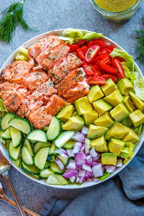 Salmon Salad Recipe with Avocado, Tomato, and Cucumber – Healthy Salmon ...