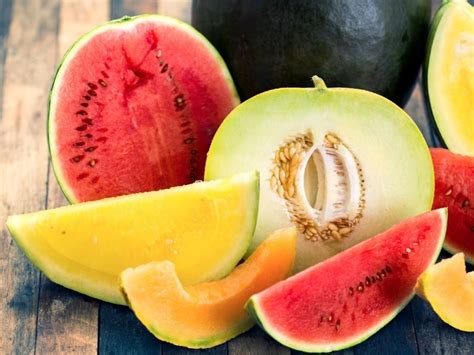 Types of Melons - Complete Guide 2023 - Northern Nester