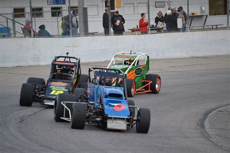 Steve Irwin Shows The Way at Spartan Speedway – TJSlideways.com