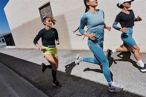 The Best Nike Women's Long-sleeve Workout Tops to Shop Now. Nike NL