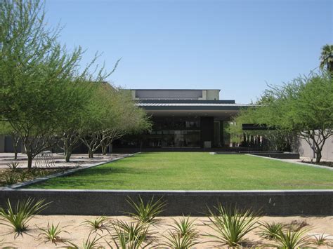 Phoenix Art Museum | Sartle - Rogue Art History