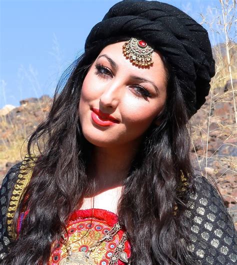 seeta qasemie afghan singer | Iranian women fashion, Afghan fashion, Afghan