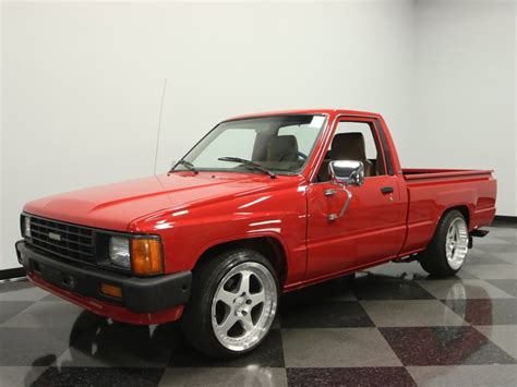 1985 Toyota Pickup | Classic Cars for Sale - Streetside Classics