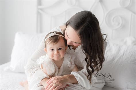 Mommy + Me Captures the Bond Between a Mom and Her Baby Girl, Monmouth ...