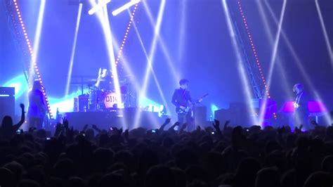 Arctic Monkeys - R U Mine? live @ Forest National 2013 ( Bruxelles / Bel... | Arctic monkeys r u ...