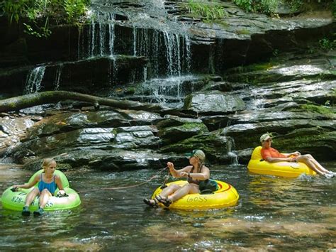 Go Mountain Tubing on a Natural Lazy River in North Carolina – Trips To Discover