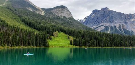 Hiking the Emerald Lake Loop - Yoho National Park - My Life Thriving