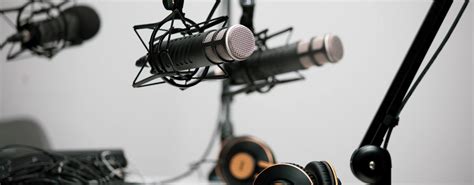 A Guide to Choosing Music and Sounds for Podcasts | Artlist