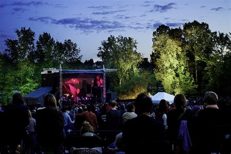 Festival Lawn at Deer Lake Park