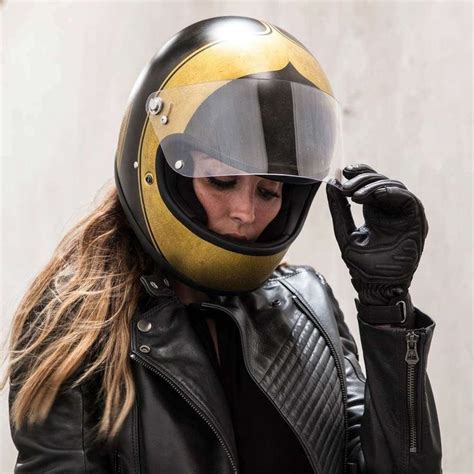 Pin by Marco Morth on Helmet girls | Biker girl, Riding helmets, Motorcycle women