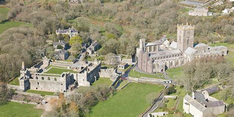 St Davids Bishop's Palace Pembrokeshire