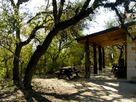 Frio River Cabins - Frio River Camping