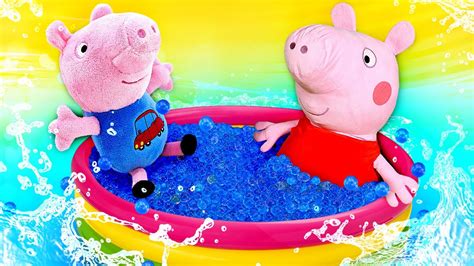 Peppa Pig at the swimming pool - Peppa Pig toys & videos for kids - YouTube